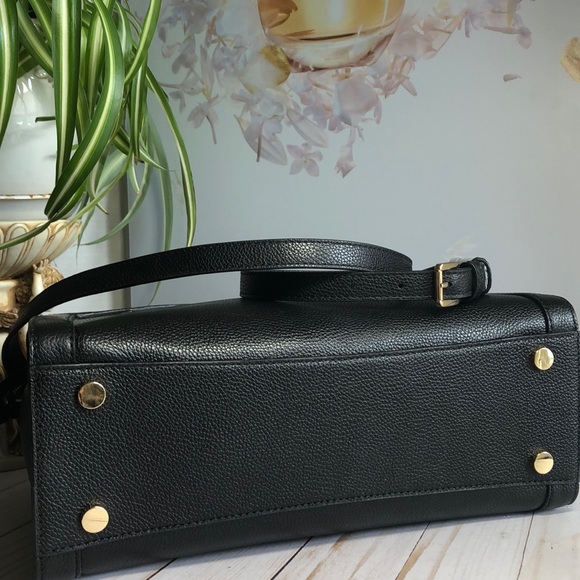 👜 Michael Kors Karson Signature Satchel Bag - Picture 4 of 7